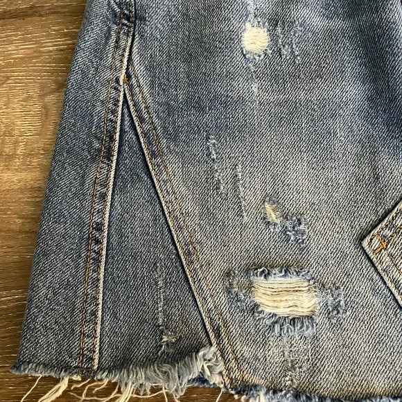 Free People Distressed Jean Skirt - Sz 25 - Picture 6 of 8
